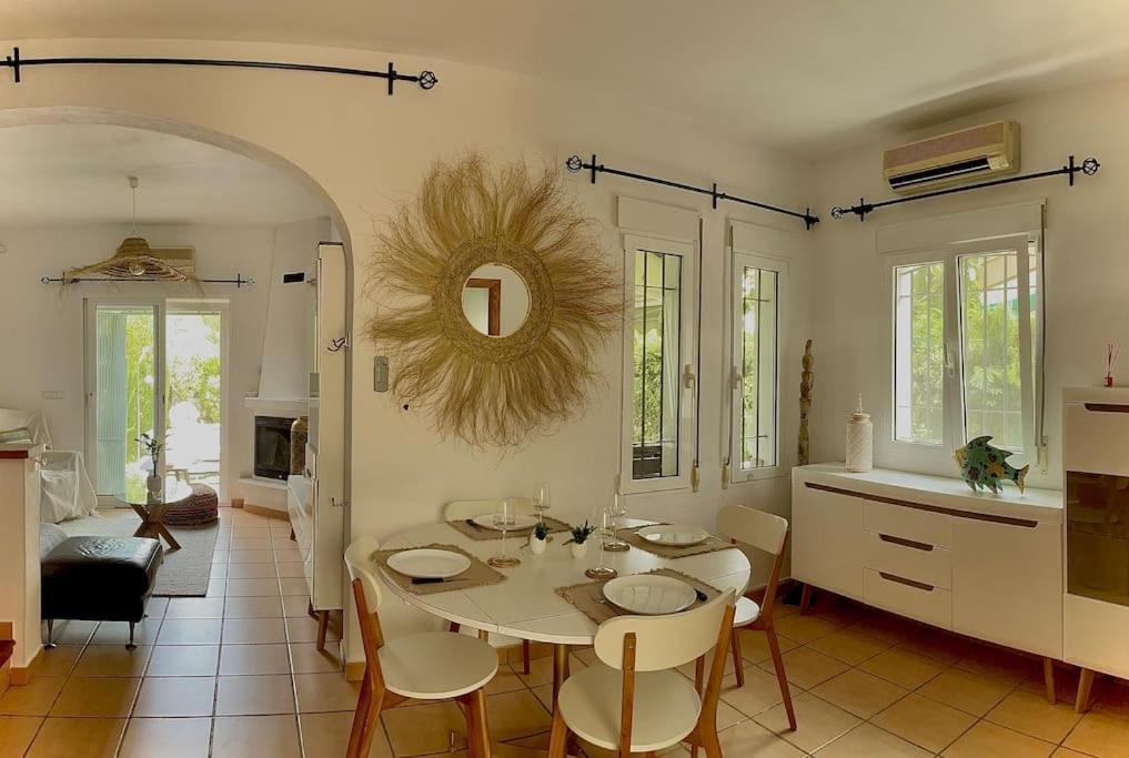 Maison Cosy Au Pied Du Golf Avec Piscine Privee Muntanya la Sella Ngoại thất bức ảnh