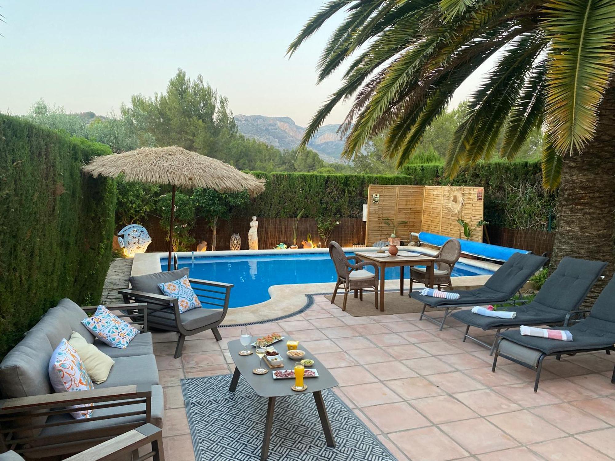 Maison Cosy Au Pied Du Golf Avec Piscine Privee Muntanya la Sella Ngoại thất bức ảnh